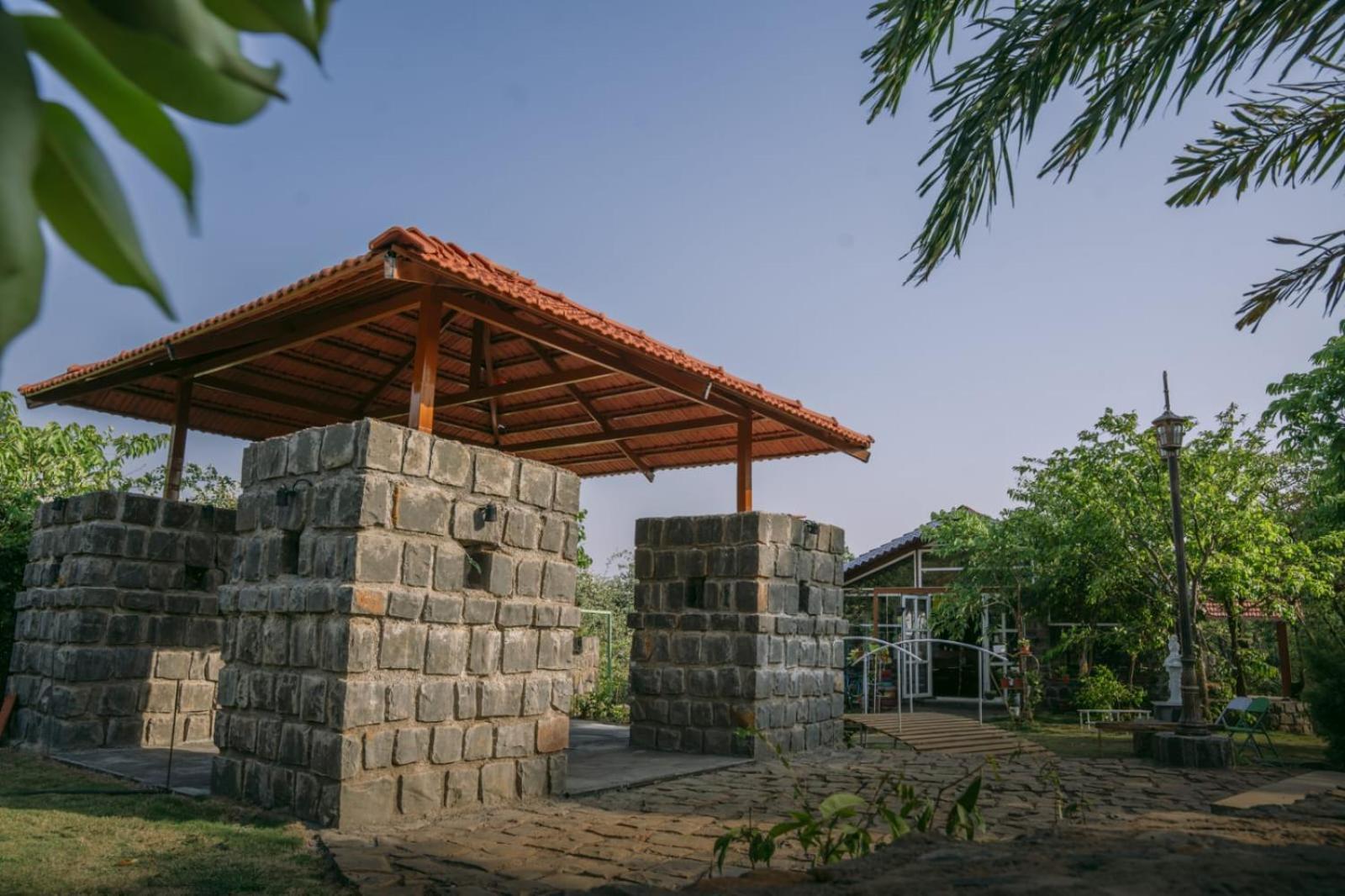 Eshi Resorts And Restaurant - Bhimashankars Jungle Luxury Resort Taleghar Exterior photo
