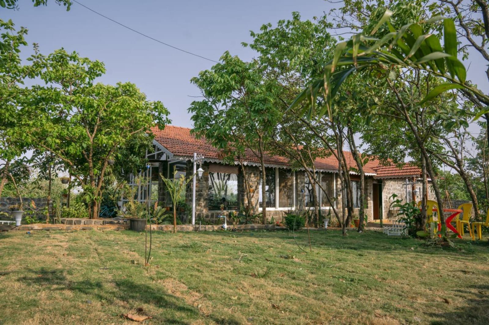 Eshi Resorts And Restaurant - Bhimashankars Jungle Luxury Resort Taleghar Exterior photo