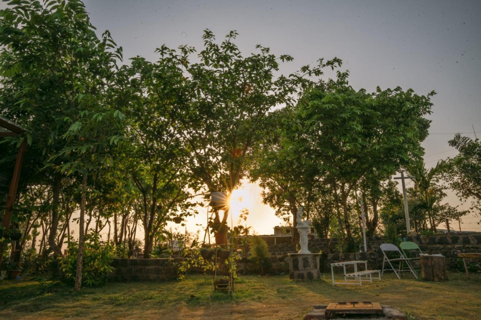 Eshi Resorts And Restaurant - Bhimashankars Jungle Luxury Resort Taleghar Exterior photo