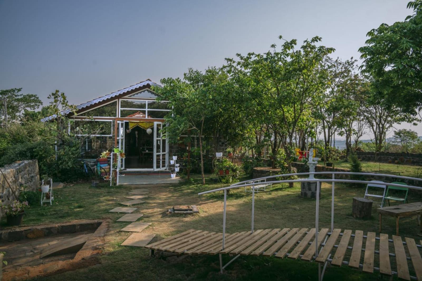 Eshi Resorts And Restaurant - Bhimashankars Jungle Luxury Resort Taleghar Exterior photo