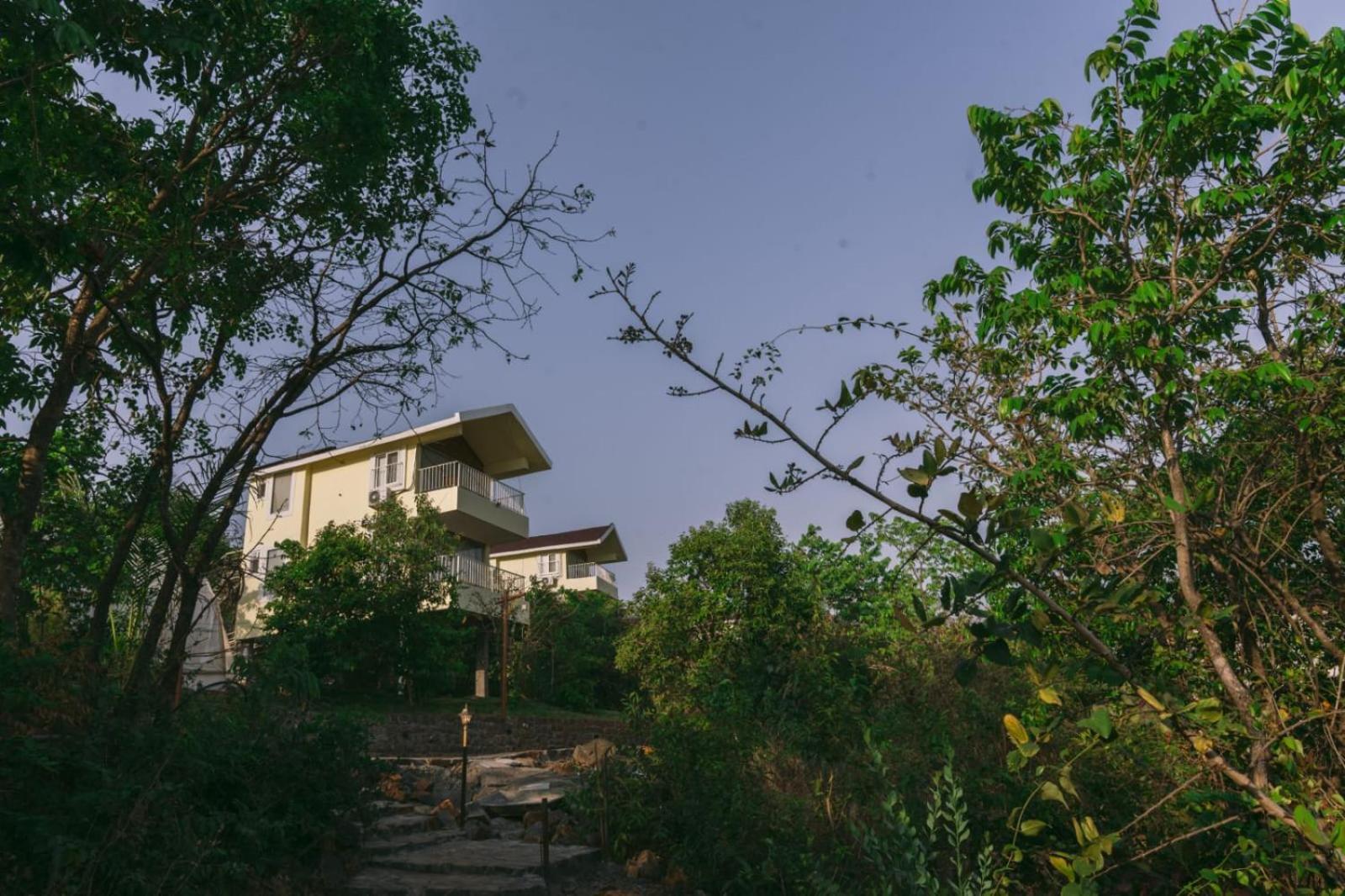 Eshi Resorts And Restaurant - Bhimashankars Jungle Luxury Resort Taleghar Exterior photo
